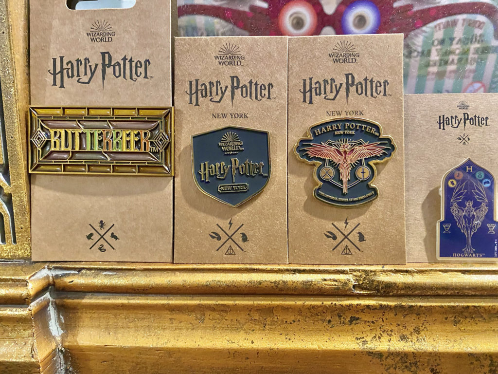 Harry Potter Wizarding World NY NYC Hogwarts House Crest Water Bottle U  PICK NEW