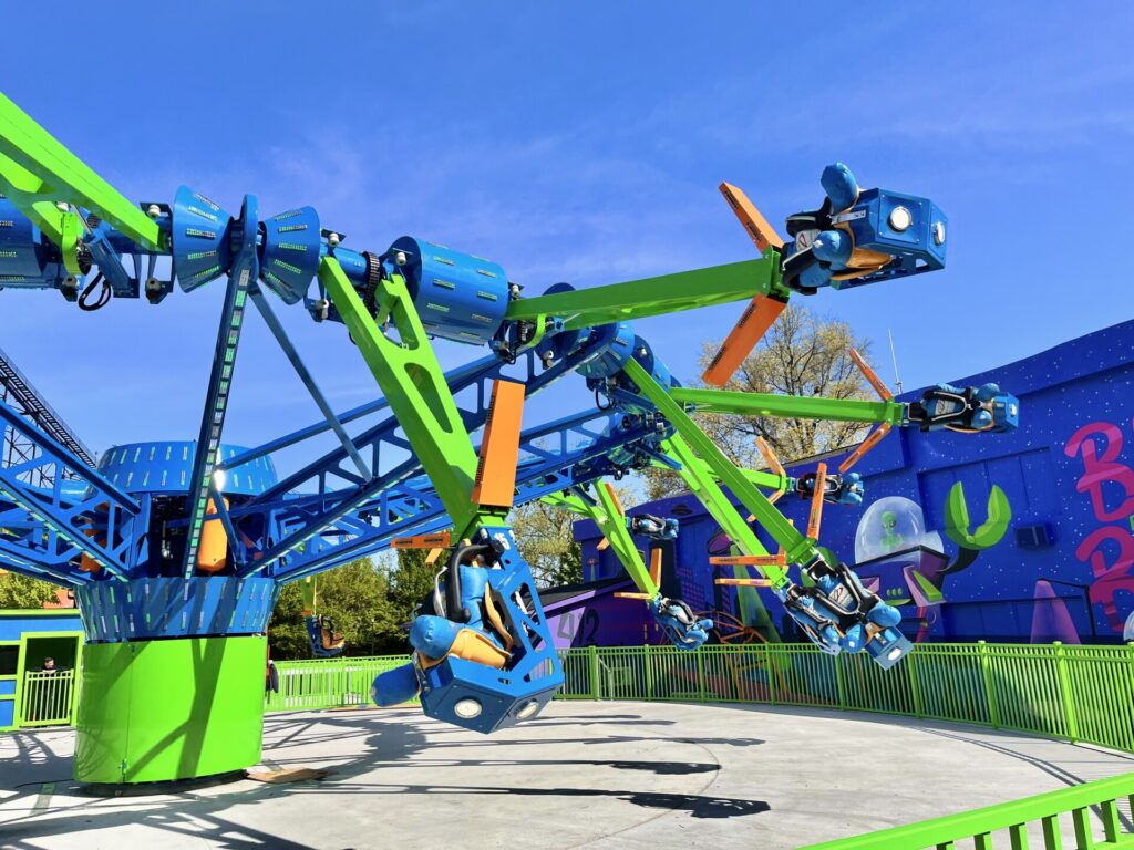 New Spinvasion Ride Launches at Kennywood ThrillGeek