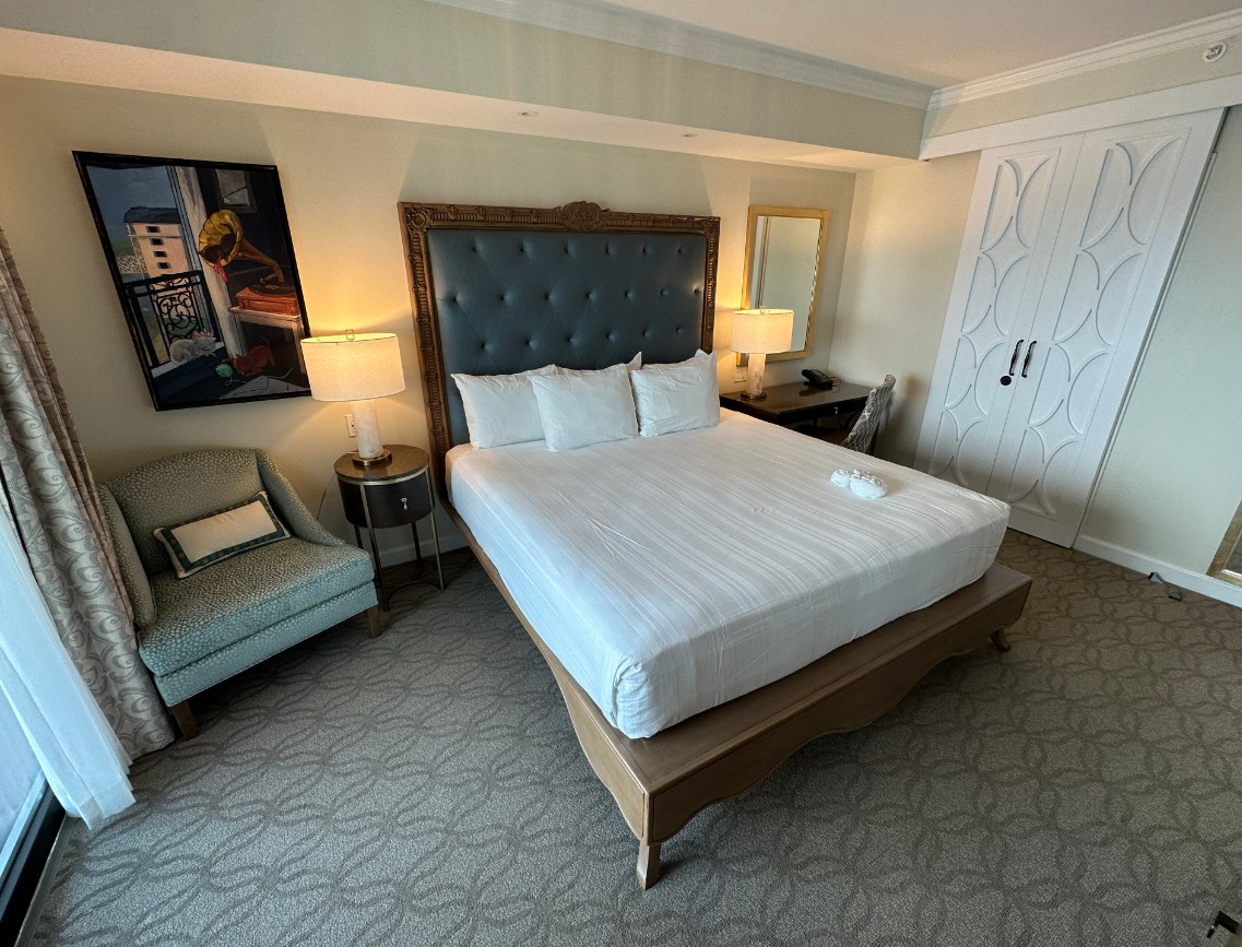 4 Reasons To Stay At Disney’s Riviera Resort - Thrillgeek