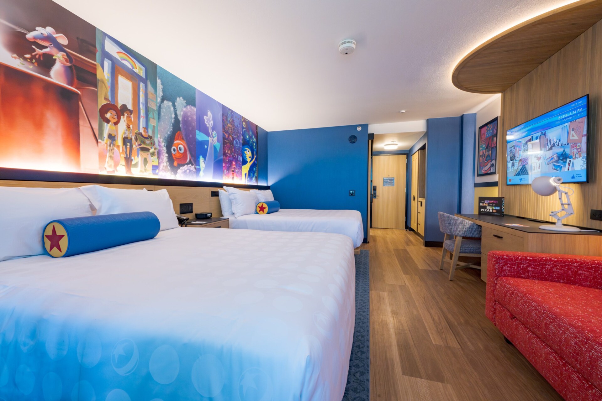 Score Big Savings on Your Disneyland Summer Vacation