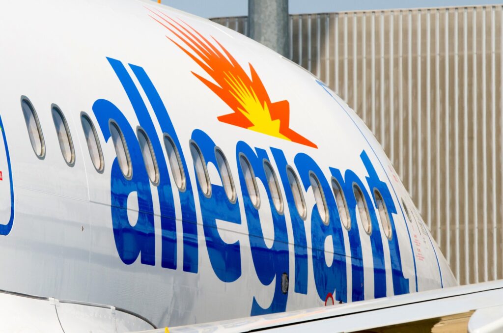 Allegiant Announces “Flight #925: Destination Dollywood”