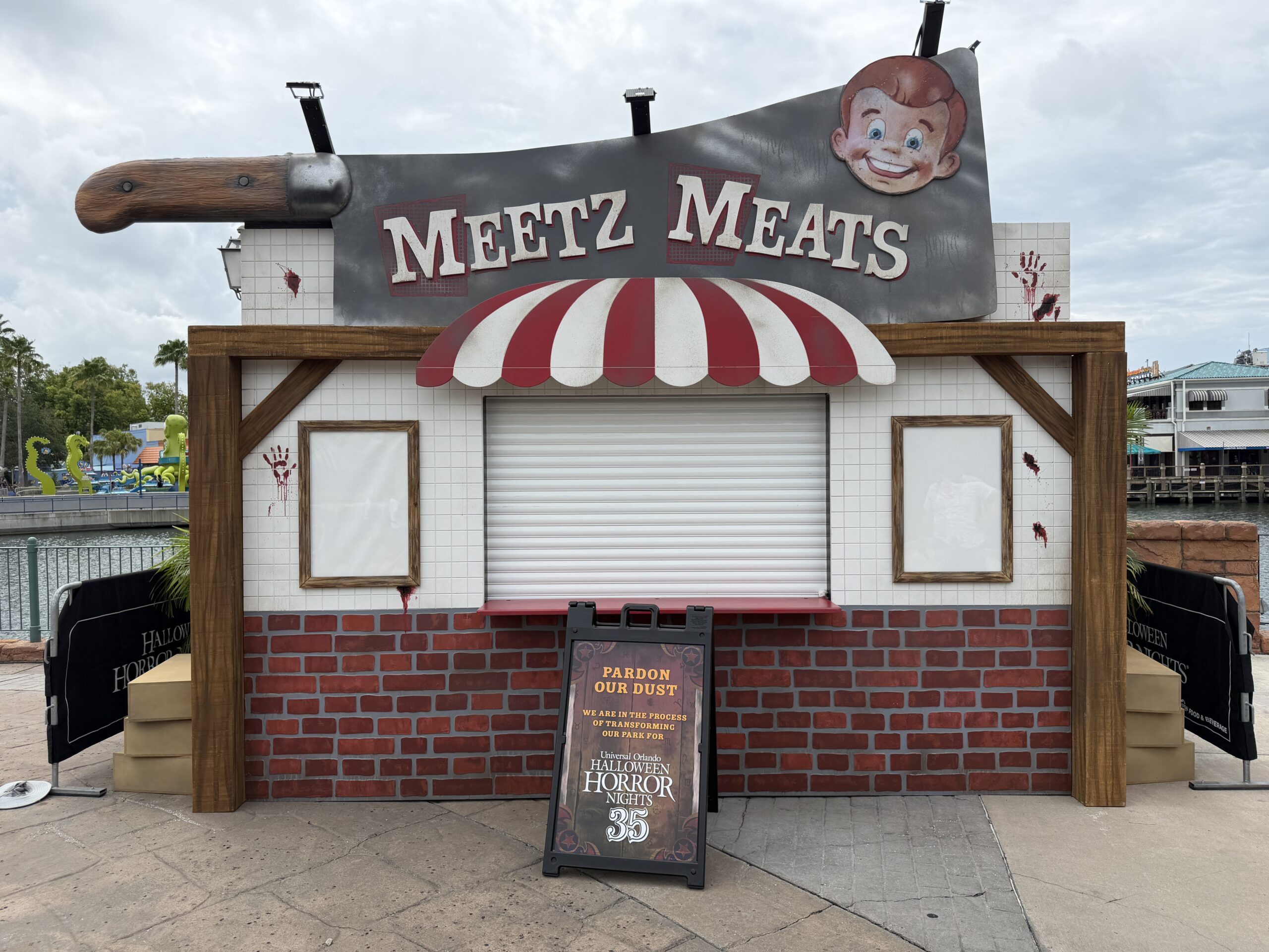 Meetz Meats food booth at Halloween Horror Nights 2026